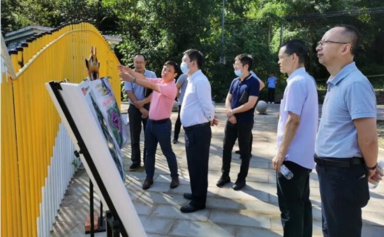 公司新聞丨旅投集團黨委副書記、董事(shì)陳日一行到(dào)金龍長(cháng)城景區考察并檢查指導安全生産工作